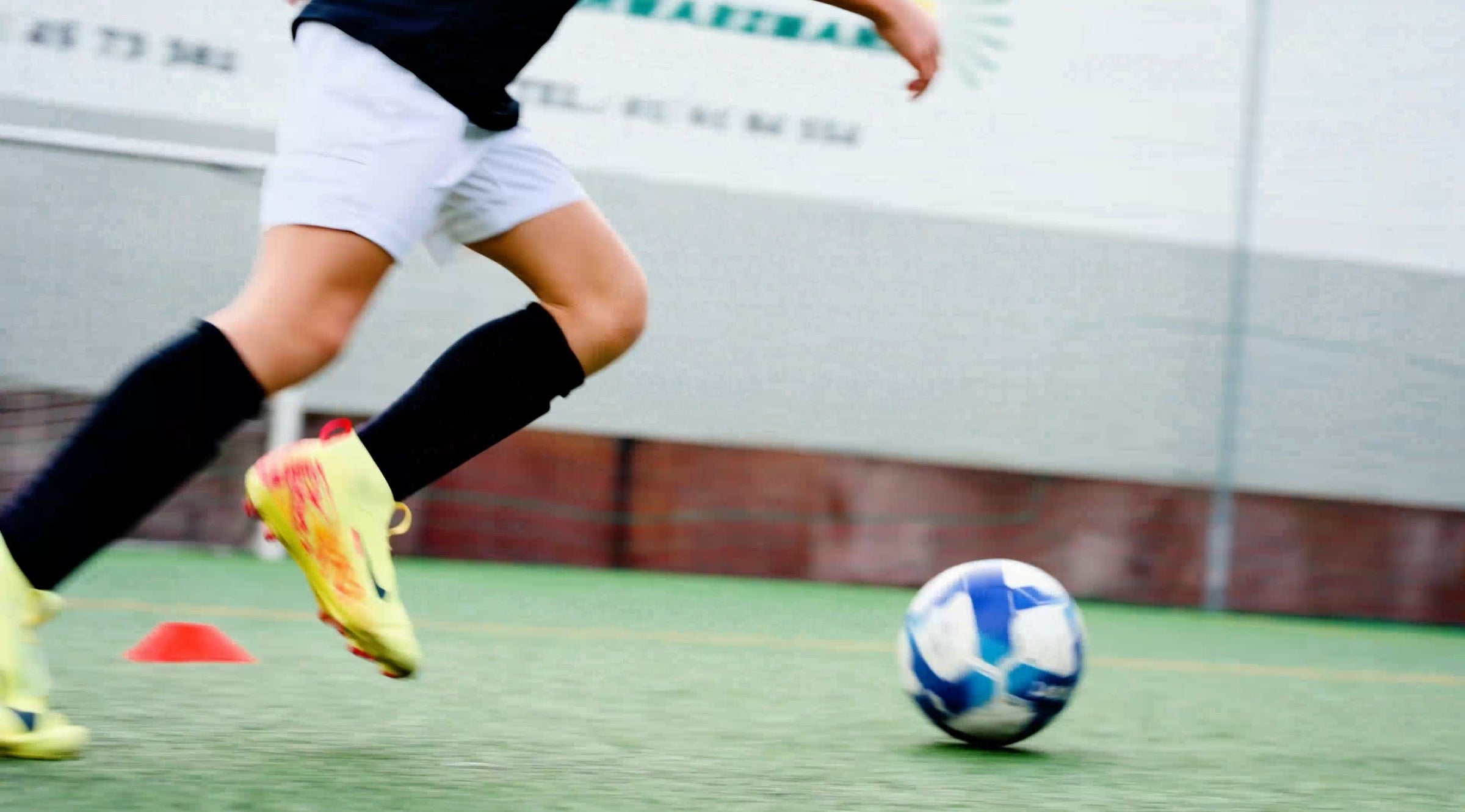 train_with_smart_shin_guards.jpg